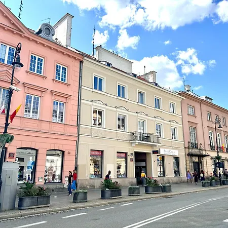 Nowy Swiat 61 With Parking