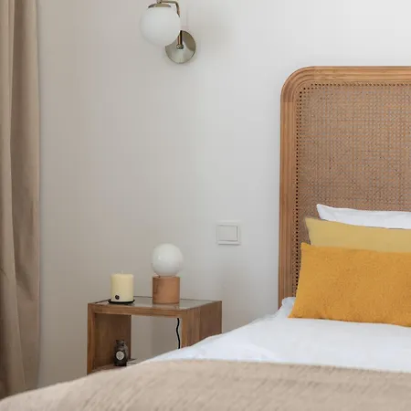 Nowy Swiat 61 With Parking Warschau