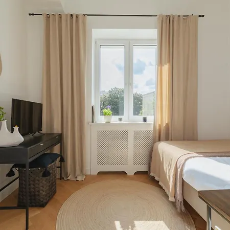 Nowy Swiat 61 With Parking Appartement *