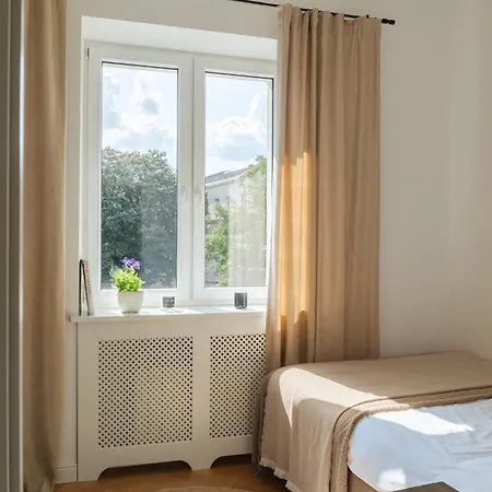 Nowy Swiat 61 With Parking アパート *